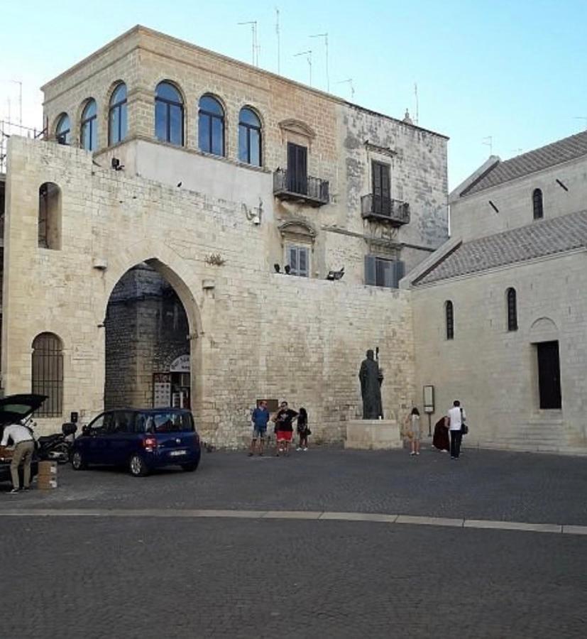 Lc Luxury Apartment Bari Exteriör bild