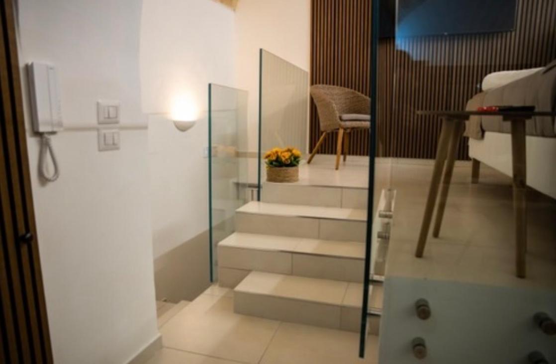 Lc Luxury Apartment Bari Exteriör bild